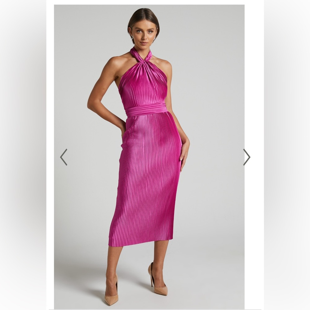 MARLETTE MIDI DRESS - PLEATED OPEN
BACK HALTER DRESS IN hot pink - Medium